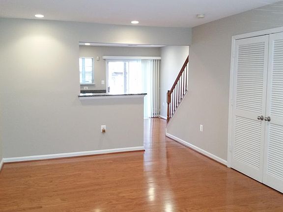3rd image of 13112 Shadowbrook Ln