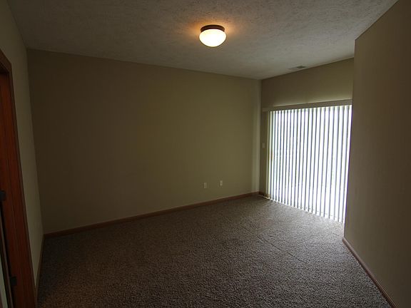 4th image of 8330 Hollynn Ln APT 33