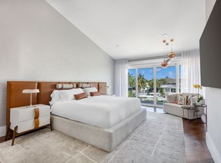 6819 Sunrise Pl, Coral Gables, FL 33133