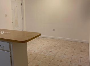 9660 SW 17th St, Miami, FL 33165