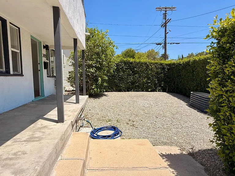 2471 W Ave 32 — Photo 21