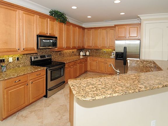 3rd image of 28480 Altessa Way APT 202