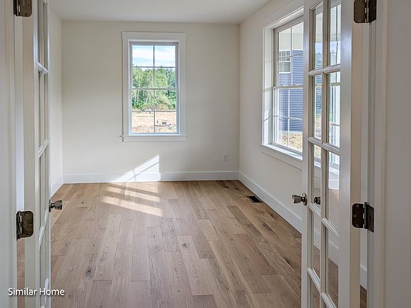 4th image of 45 Pebble Court #6