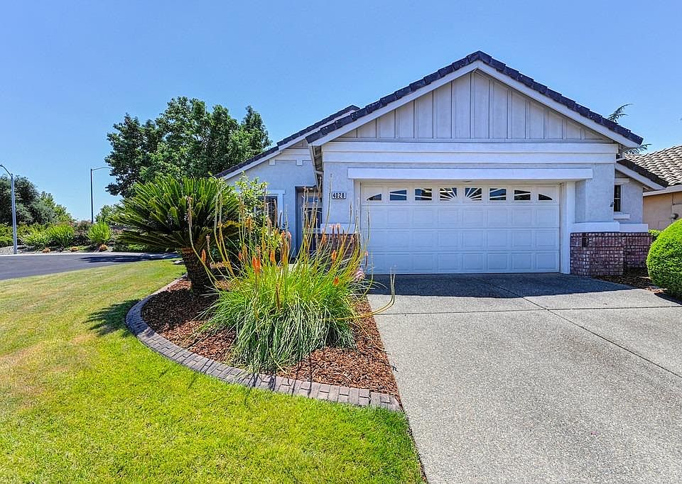 1st image of 4028 Pine Cabin Way