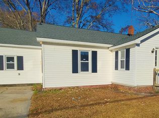 489 6th St, Ayden, NC 28513