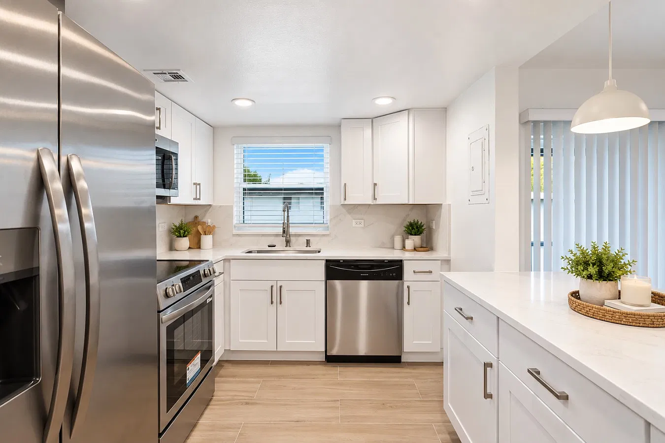 2 bed, 850 sqft, $1,495 — Photo 4