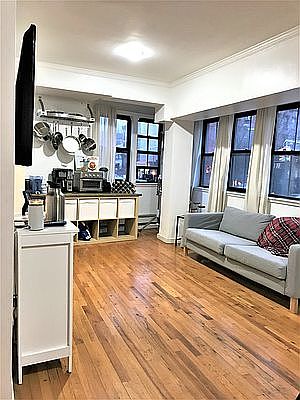 2nd image of 207 De Kalb Ave #1