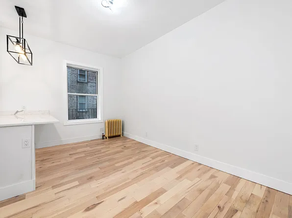 88 Brooklyn Avenue image 8 of 11