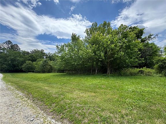 3rd image of 0 Eagle Ln