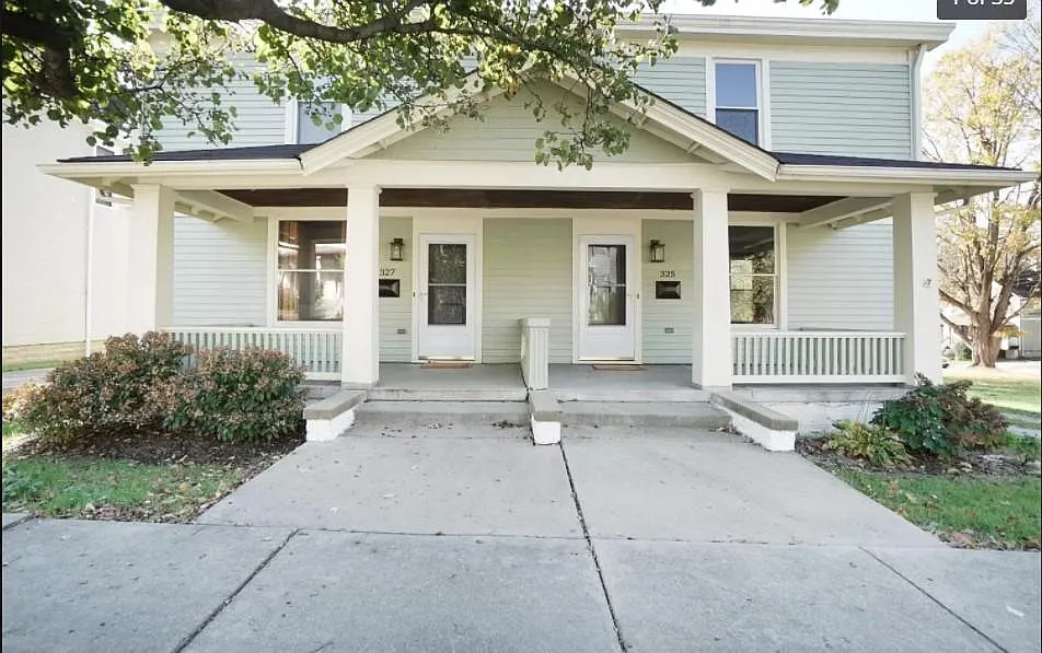325 E Main St