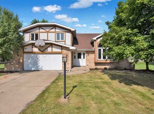 20640 S Green Meadow Ln, Frankfort, IL