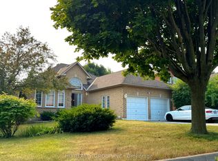 638 Goodyear Cres, Newmarket, ON L3Y 8L1