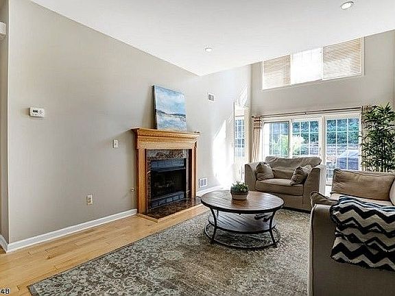 Great room- gas fireplace 