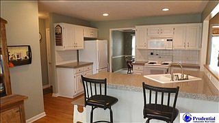 3rd image of 5131 N 137th St