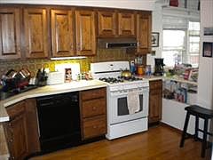 5th image of 4911 N Seeley Ave