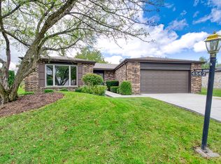 4547 Lindenwood Ln, Northbrook, IL 60062