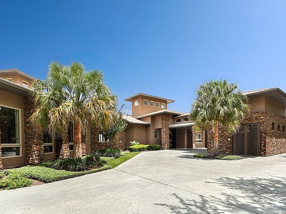 3rd image of 11 Davenport Ln
