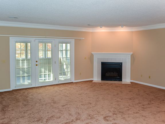 4th image of 3519 Colchester Ct