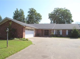 809 S Orleans Dr, Rogers, AR 72758