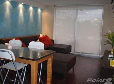 5th image of 465 Ocean Dr APT 402