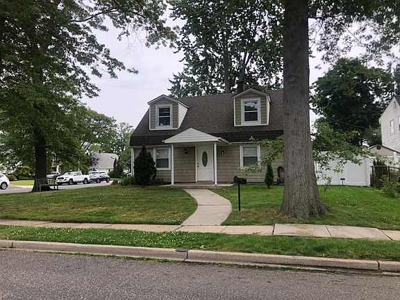 4th image of 41 Poppy Ln