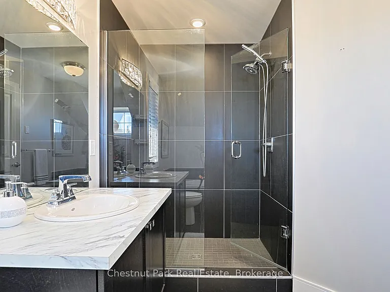 132 Yellow Birch Cres — Photo 22