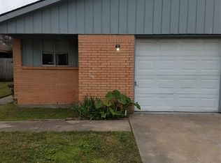 1907 Bahama Dr, Seabrook, TX 77586