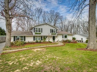 1605 Woodmont Dr, Johnson City, TN 37601