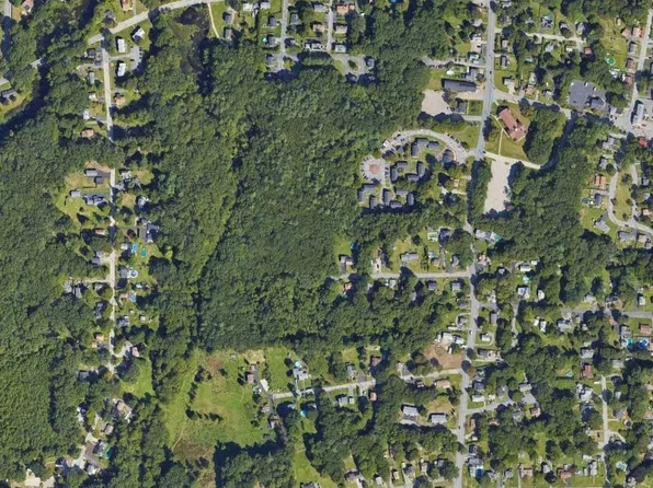 19-20 Williams St, Auburn, MA 01501