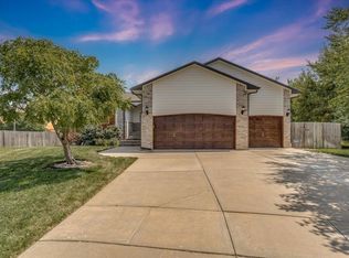 1708 N Black Oak Ct, Andover, KS 67002
