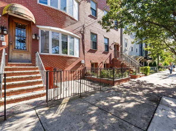 258 New York Avenue image 21 of 22