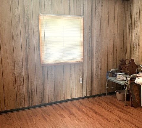 5th image of 943 Ohio Ave
