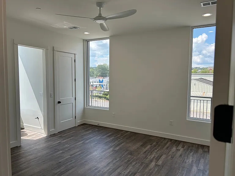 165 Morrow Ave #201 — Photo 18