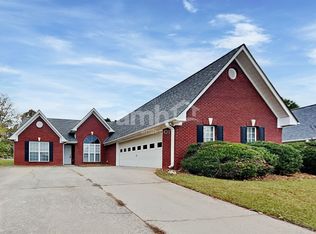 18 Ludwick Ln, Lawrenceville, GA 30046