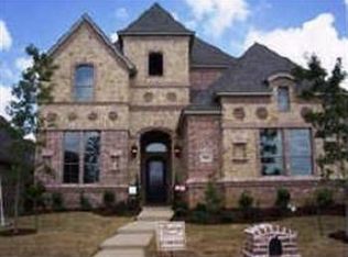 9101 Cedar Bluffs Dr, North Richland Hills, TX 76180
