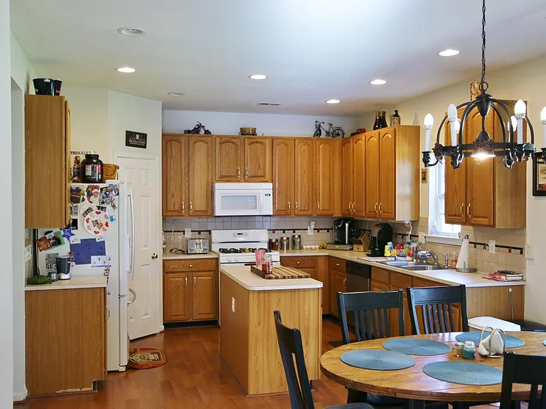 9310 Winston Hall Ct — Photo 6