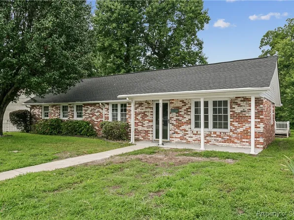 45 Jordan Dr, Hampton, VA 23666
