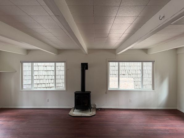 25 Joaquin Rd APT 3