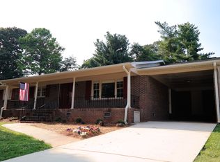 2166 Ridgewood Dr, Gastonia, NC 28054
