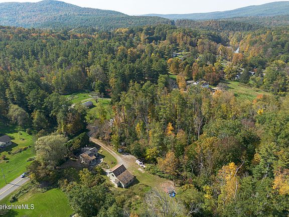 3rd image of 14 Glendale Middle Rd