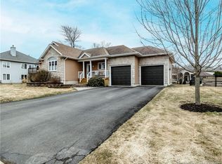406 Belliveau St, Dieppe, NB E1A6W6
