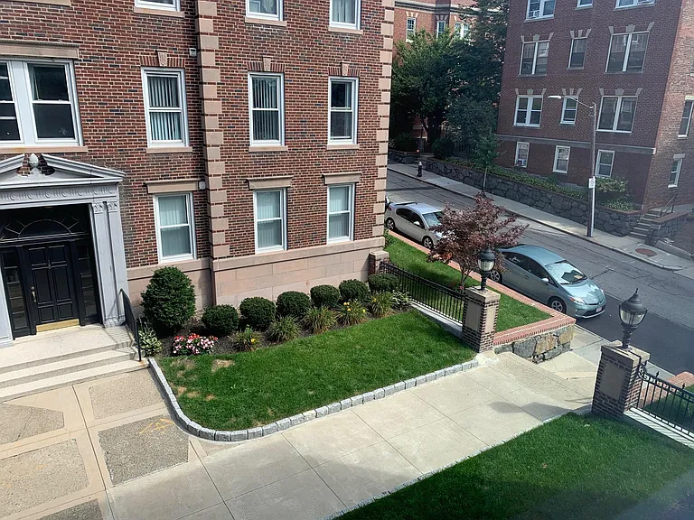 12 Short St #3 — Photo 16