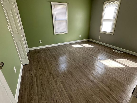 4th image of 1507 Pine St