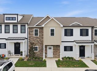 556 Leesville Rd #406, Lynchburg, VA 24502