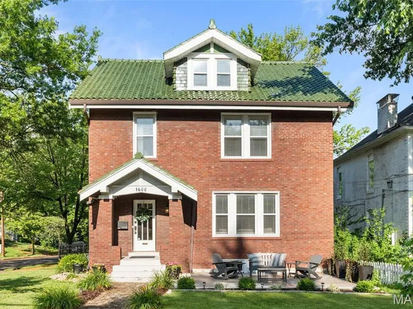 1600 Bellevue Ave, Saint Louis, MO 63117