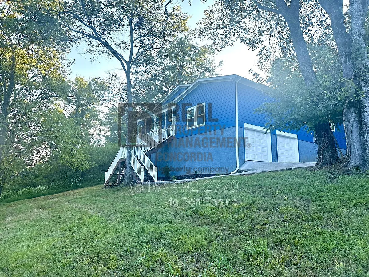 Building Photo - 286 Emily Ln