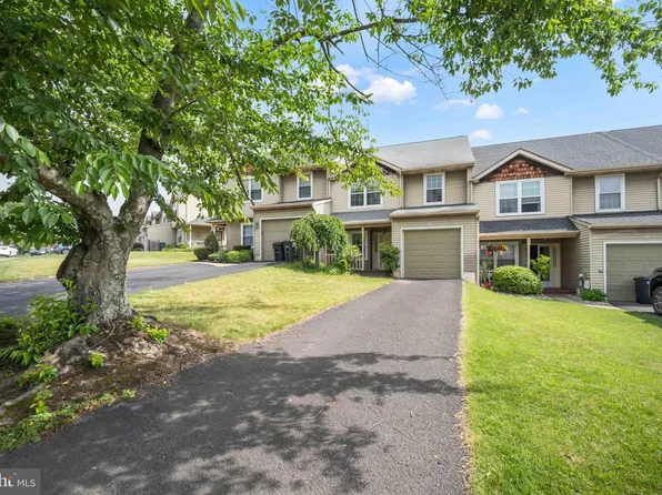 115 Mulberry Dr, Holland, PA 18966