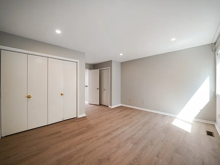 3247 Champions Dr — Photo 12
