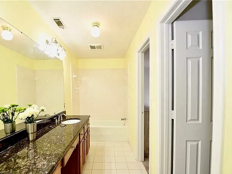 510 Squire Cir — Photo 14