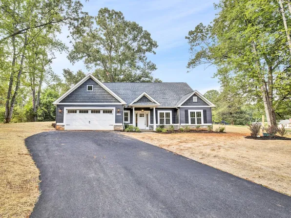 2137 Royal Oak Cir, Lynchburg, VA 24503